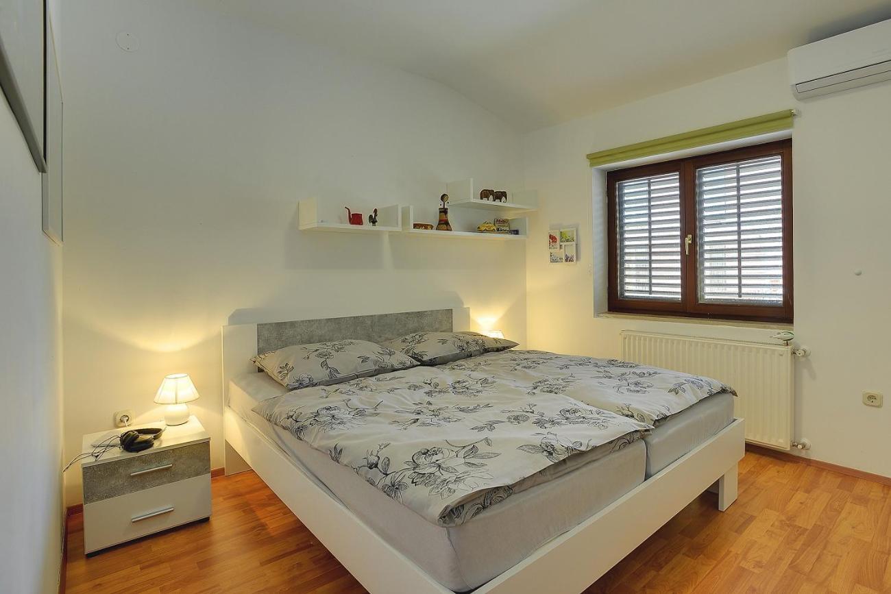Villa Mima Banjole Extérieur photo
